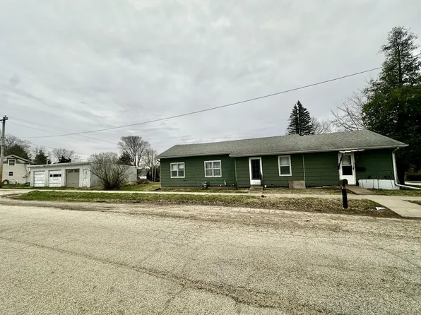 701 N Jefferson St, Mount Carroll, IL 61053