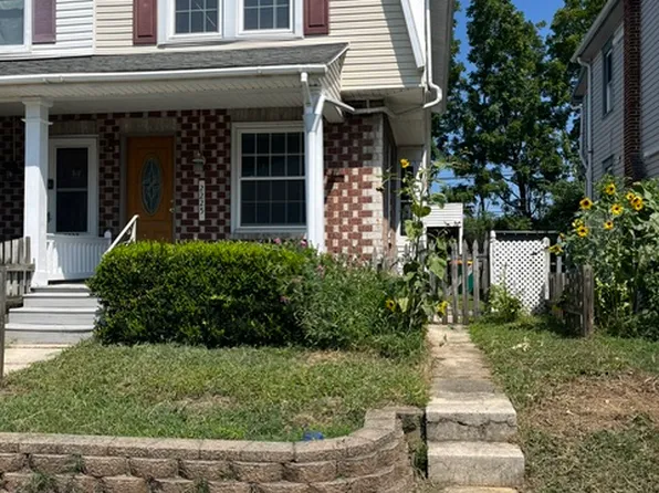 2225 Reading Ave, West Lawn, PA 19609