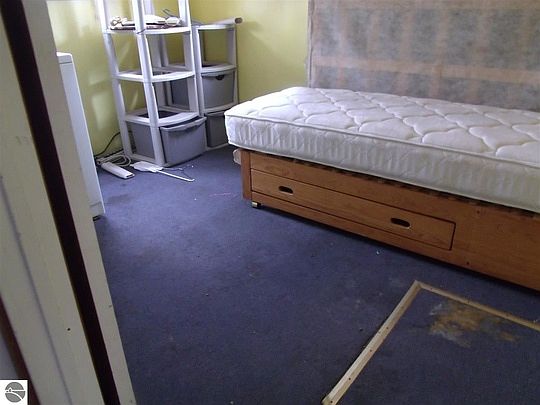 5th image of 2413 Karen Dr