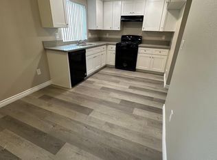 20609 Seine Ave #V, Lakewood, CA 90715