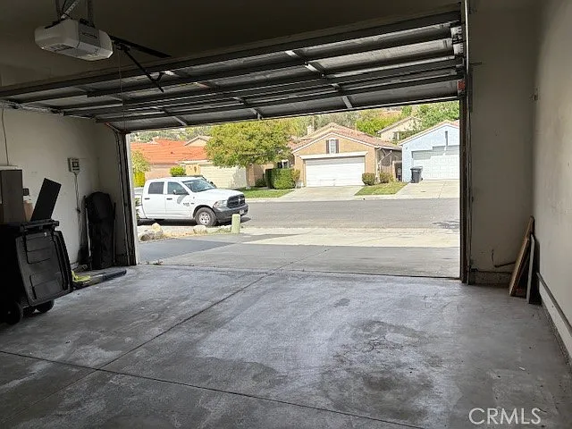 904 Bergamo Ave — Photo 29