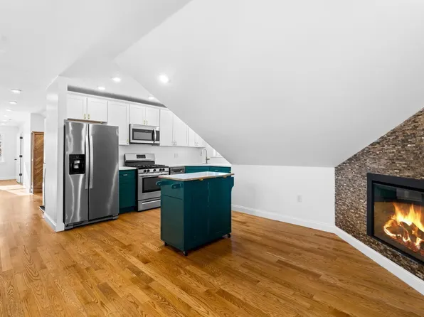 1-3 Howard Pl #B, Dorchester, MA 02125