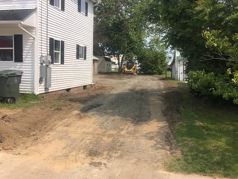 12 Jefferson St — Photo 3
