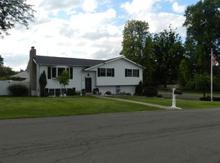 20 Larchmont Rd, Binghamton, NY 13903