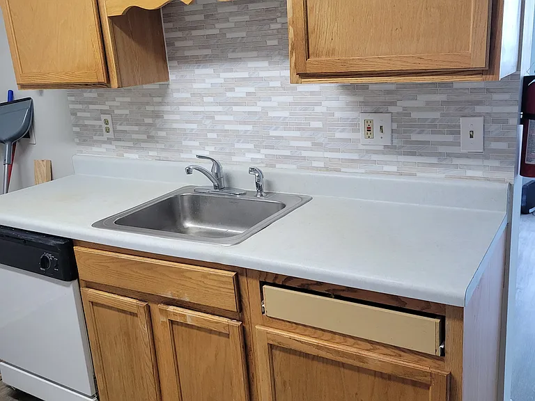 672 S 15th St #1 — Photo 8