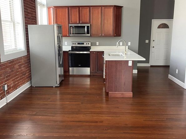 2231 W Franklin St APT C