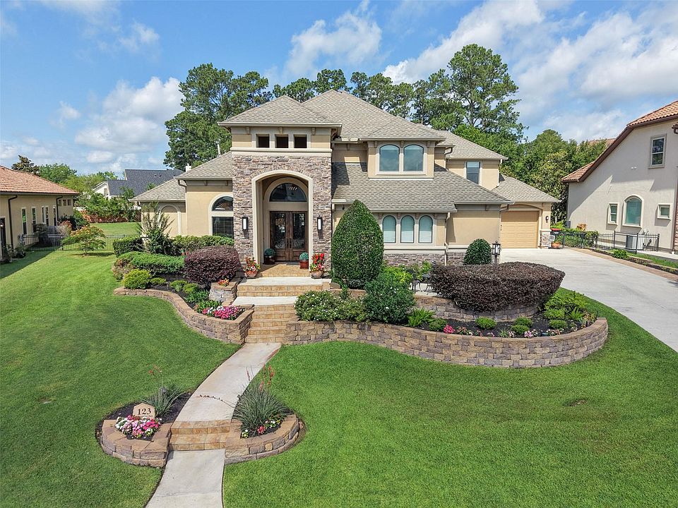 1st image of 123 Bentwater Bay Dr
