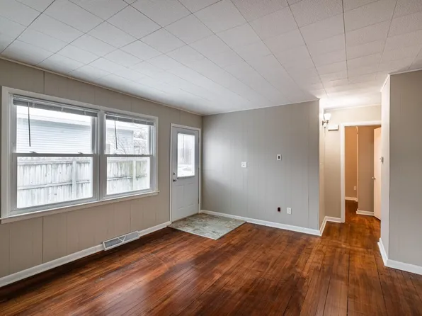 1019 Redfield St, La Crosse, WI 54601