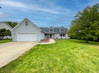 302 Jonquil Ln, Mazon, IL 60444