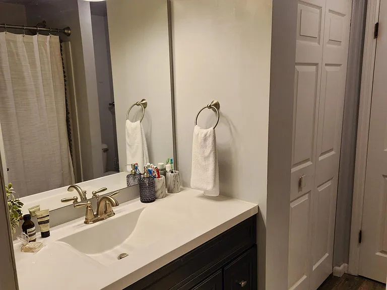 405 Timber Ln #405 — Photo 2