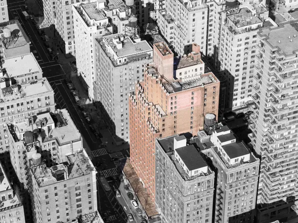 752 West End Avenue image 1 of 3