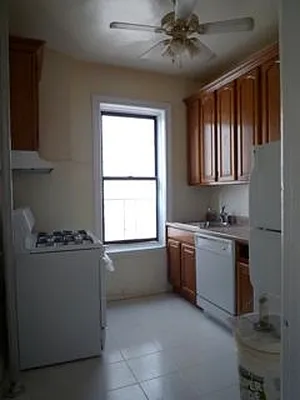 Rented by Brick Real Estate | media 23