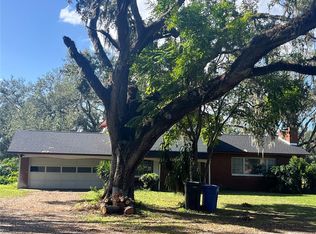 605 S Wiggins Rd, Plant City, FL 33566