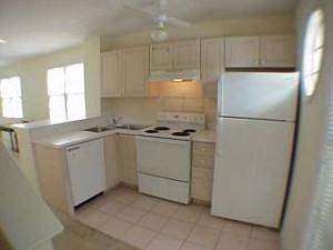 4th image of 173 Golf Club Dr #319