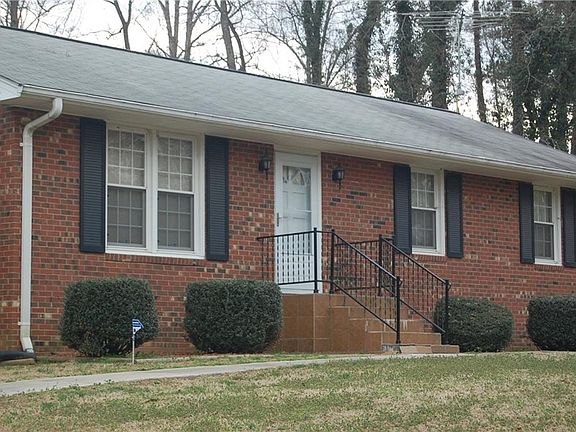 2nd image of 2417 Wilkins St