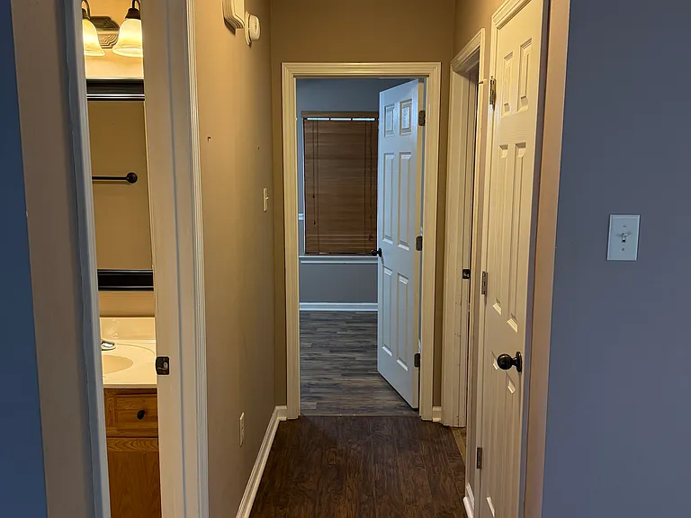 1845 Arden Ln — Photo 9