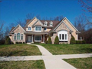 1st image of 2600 Emerald Ave