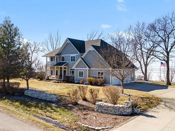 3297 Wells Ln, Sturgeon Bay, WI 54235