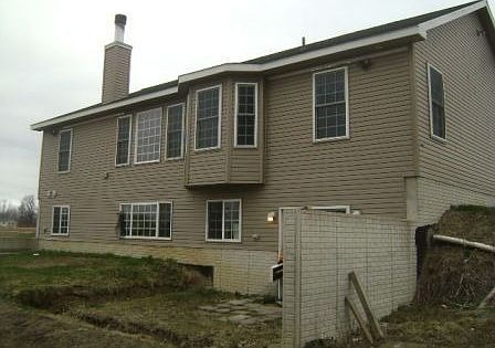 2nd image of 6995 Stout Rd