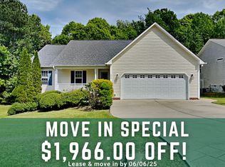 224 Farrington Dr, Clayton, NC 27520