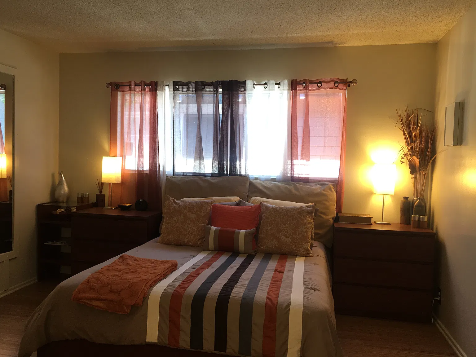 1 bed, 750 sqft, $3,000 — Photo 3