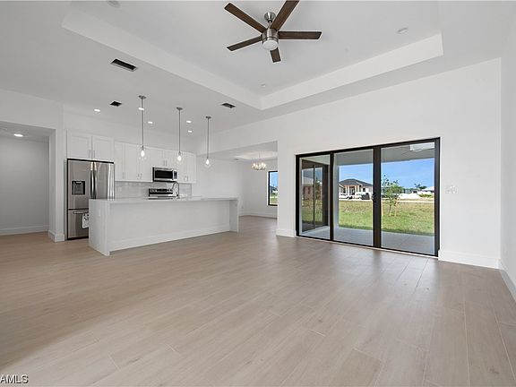 4th image of 1041 NW 35th Pl