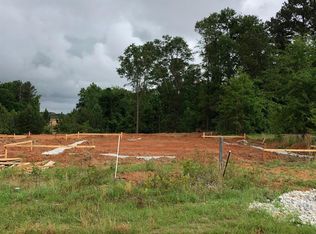 303 New Hope Dr, Perry, GA 31069