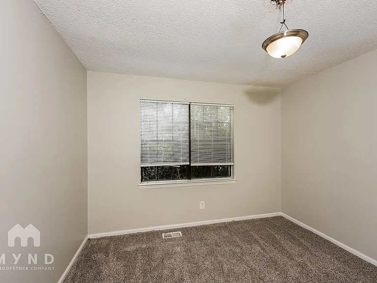 6500 Kathy Cir — Photo 15