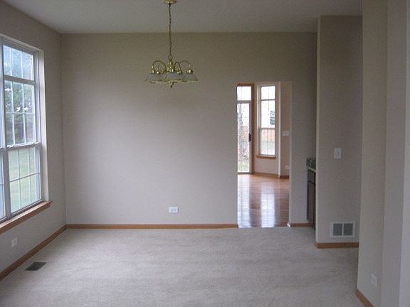 3rd image of 117 Rushmore Dr