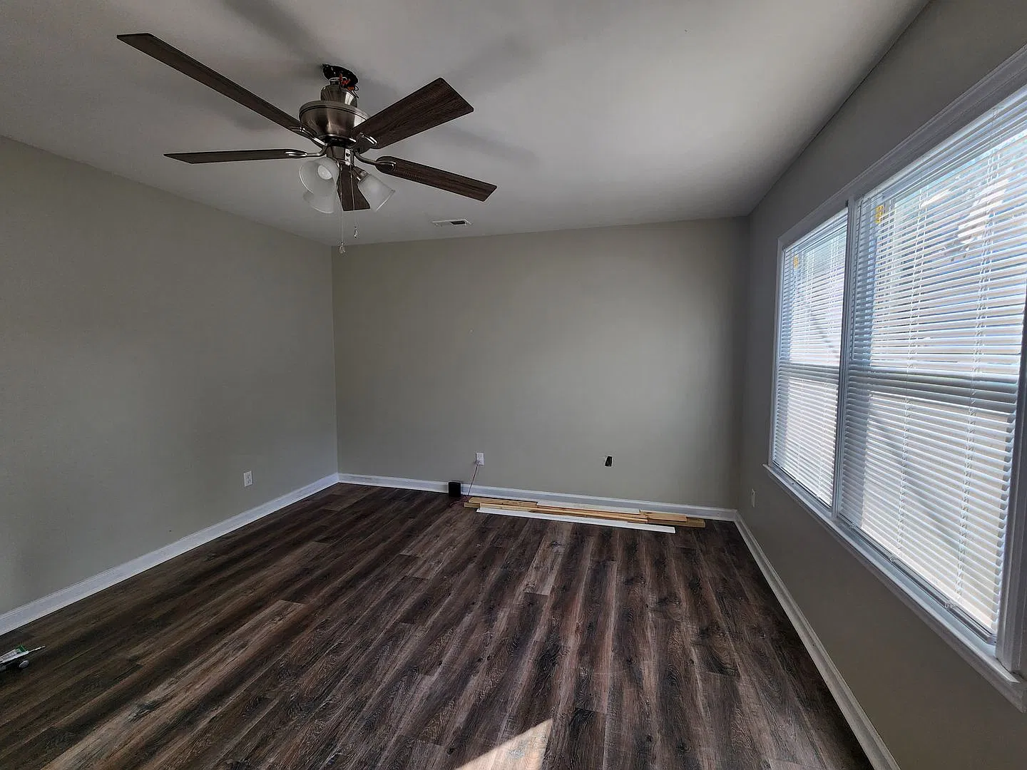 3 Bedroom Brick Home in Trinity Park — Photo 2