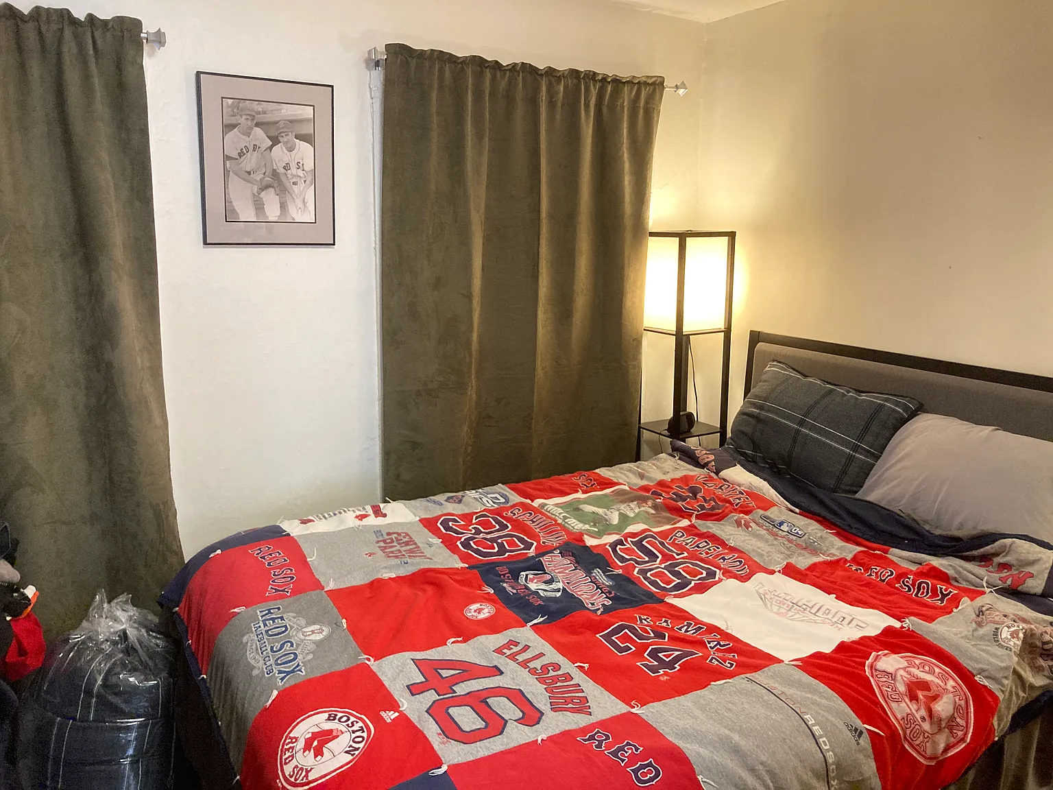 1 bed, 375 sqft, $2,400 — Photo 4