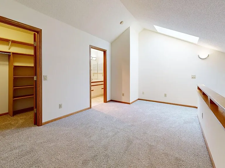 Lake Pointe — Photo 12