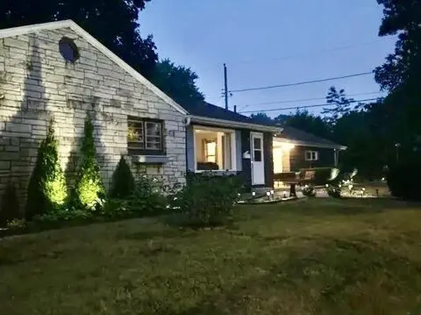 8301 W Nash STREET, Milwaukee, WI 53222