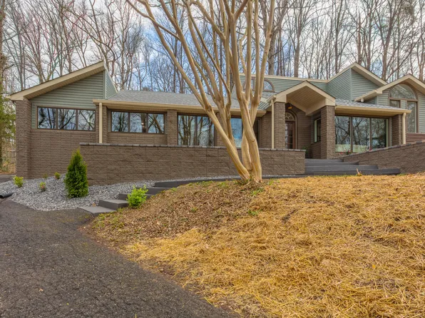 785 Ashland Ter, Cleveland, TN 37312