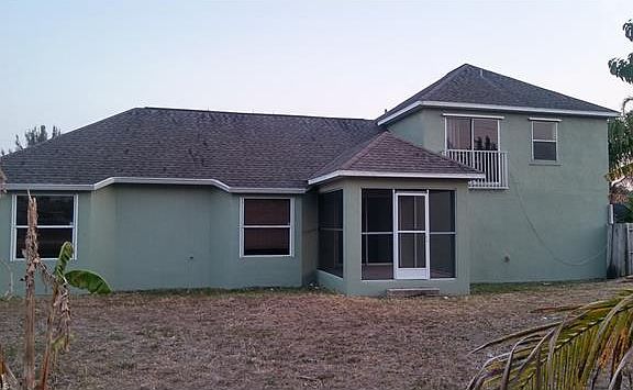 2nd image of 137 SE 16th Ter