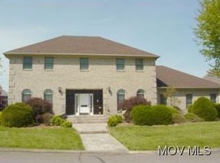 225 Plantation Dr, Mineral Wells, WV 26150