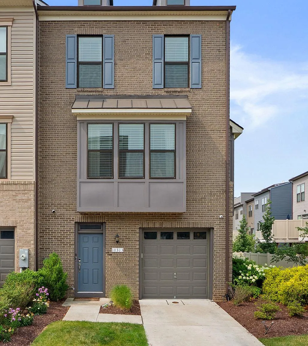 3 bed, 3.5 bath, 1800 sqft, $3,550 — Photo 1
