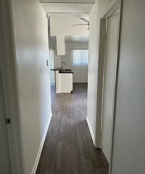 Westbay Apartments — Photo 52
