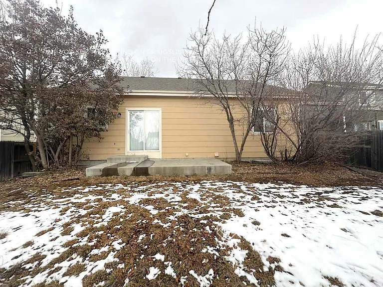 19744 E Harvard Dr — Photo 16