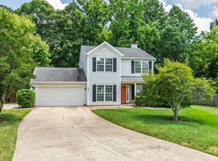 508 Thorncrest Dr, Apex, NC 27539
