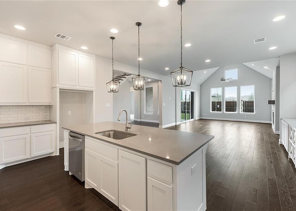 1st image of 8629 Bandon Dunes Dr