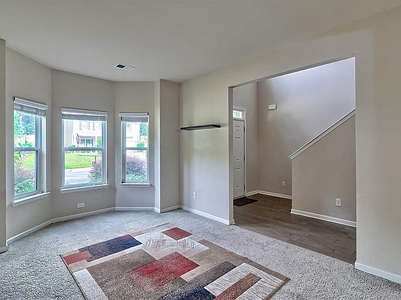 5th image of 715 Soldier Gray Ln