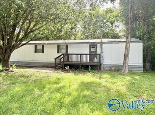 576 W Point Rd, Somerville, AL 35670