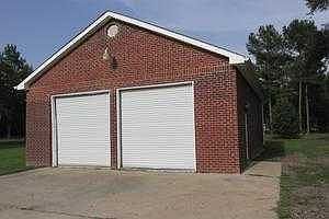 Detached Workshop/Garage/Storage