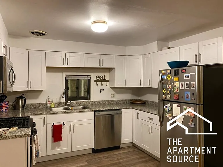 3014 N Clifton Ave #C — Photo 11