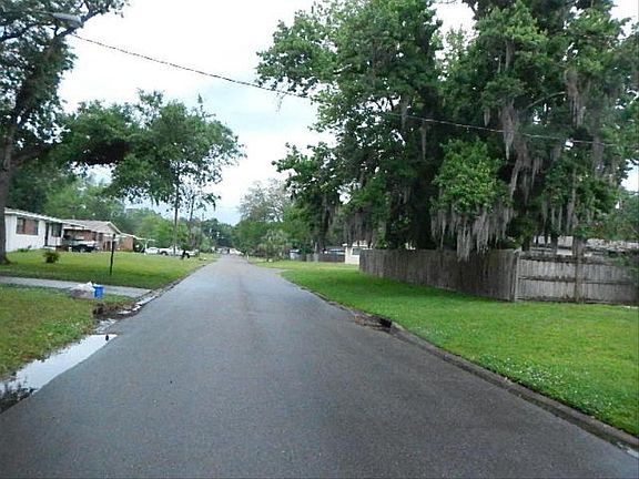 5th image of 4338 De Kalb Ave