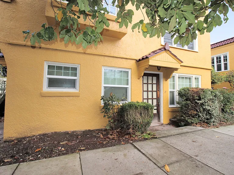 3087 SE Ankeny St #1-15 — Photo 8