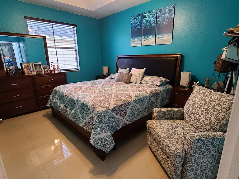 886 SW 149th Ct — Photo 5