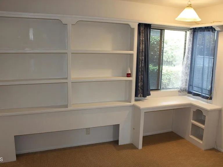 14062 Atwood Ct — Photo 16