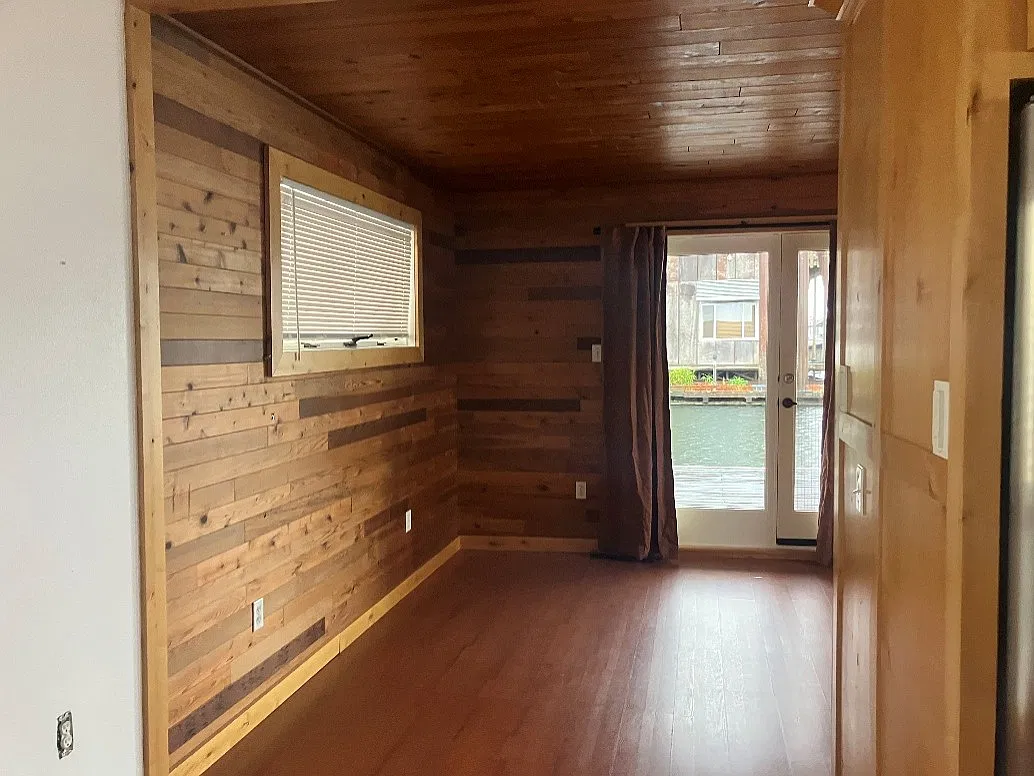 1 bed, 760 sqft, $1,300 — Photo 4